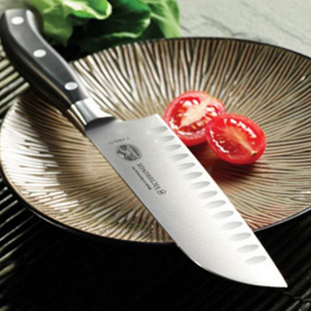 Dao Santoku Có Viền Lưỡi Lao Zwilling Pro - 18cm