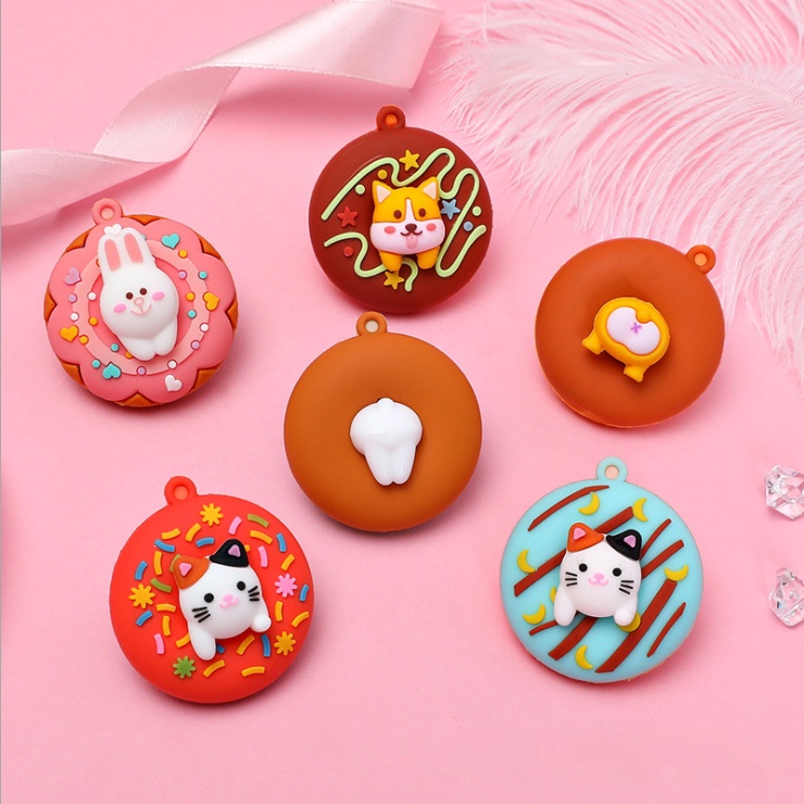 Charm bánh Donut với Thỏ trắng, Shiba, mèo Maneki Neko cho các bạn làm móc khóa, trang trí ốp điện thoại, DIY