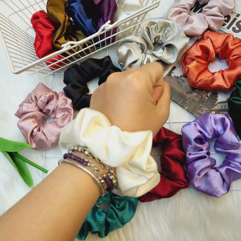 DÂY BUỘC TÓC SCRUNCHIES SATIN PHI BÓNG