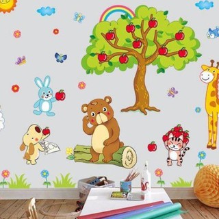 Decal dán tường mẫu Thú cây táo