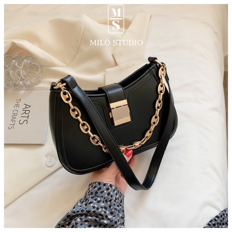 Túi kẹp nách dây xích khoá vuông phong cách hàn quốc hot trend 2021
