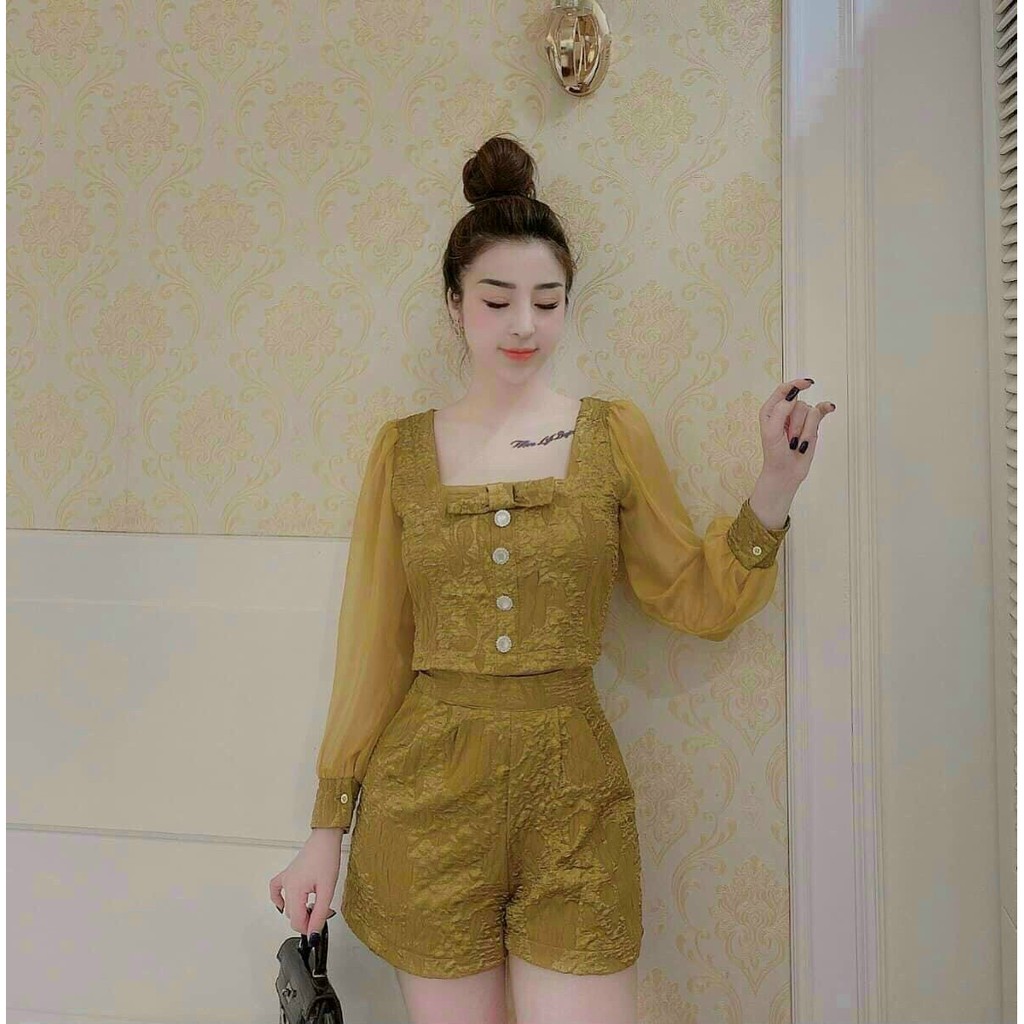 Set bộ thời trang nữ áo tay dài cổ Vuông kèm quần đùi ống rộng gấm tapta sang trọng, quý phái