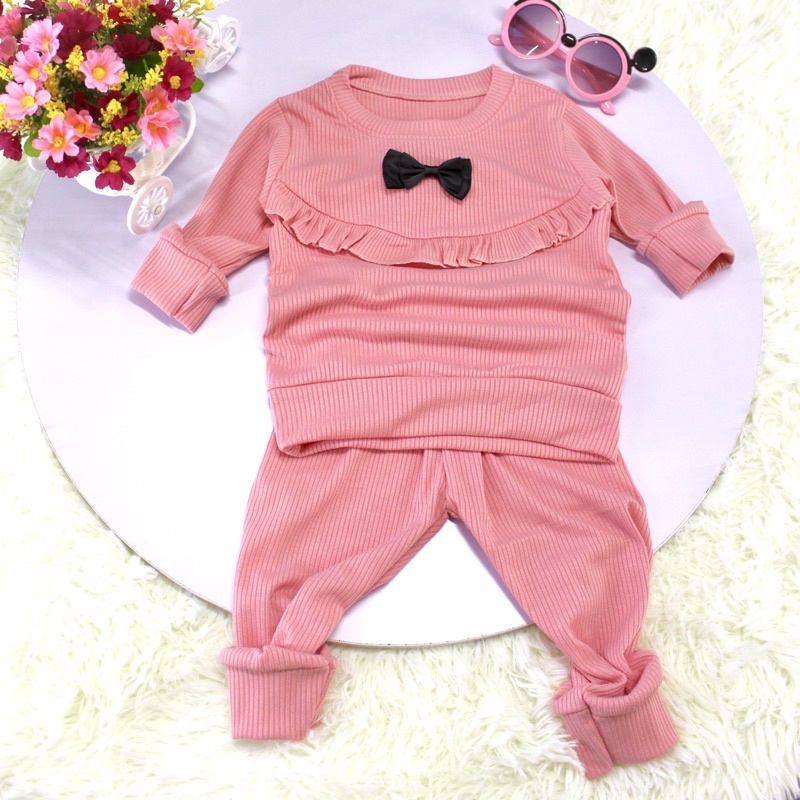 Bộ thu đông bé gái,Set thu dông chất len tăm có nơ cài trước ngực