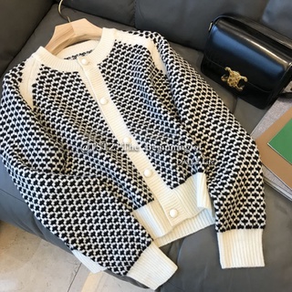 Áo khoác len cardigan họa tiết phong cách Hàn Quốc