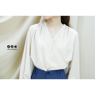 Áo cổ đắp nhún vai Meow Boutique