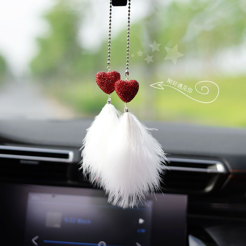 Dây Treo Trang Trí Xe Hơi Mặt Lông Vũ Dễ Thương 2HCQ