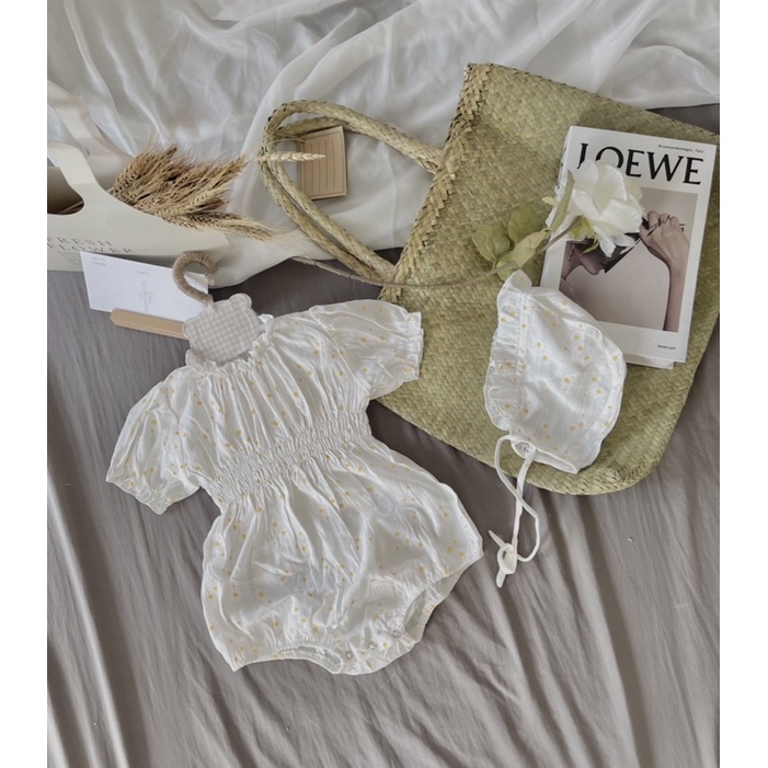 Đồ bộ liền thân em bé + nón hoa cúc nhí vân nổi Nanci room