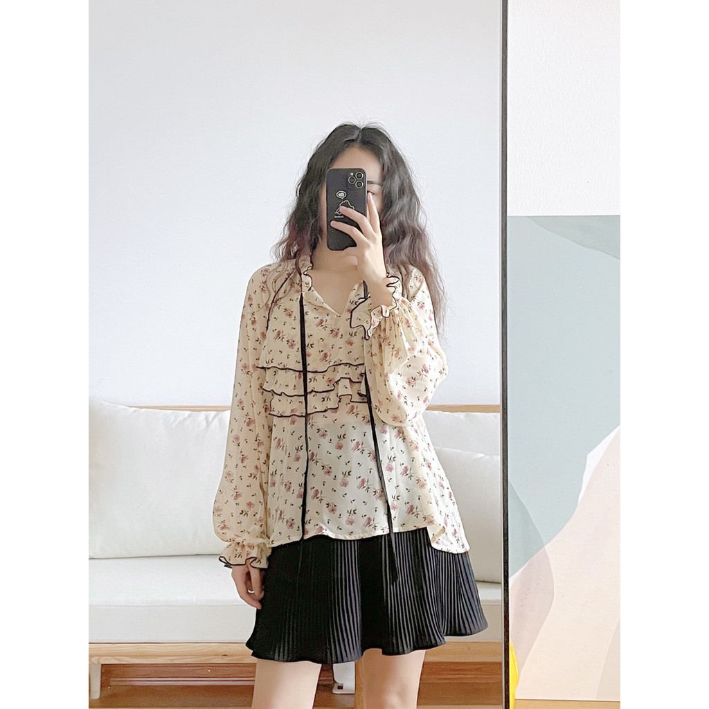 Naked By V - Áo sơ mi hoa chiffon Grace Blouse