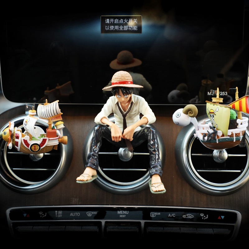 Đồ trang trí Nhân Vật Luffy One Piece Khuếch Tán Nước Hoa Trang Trí Xe Hơi