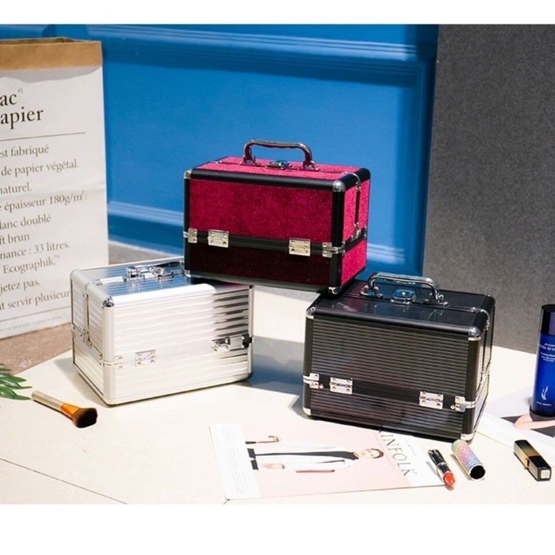 cốp đựng đồ trang điểm♥️