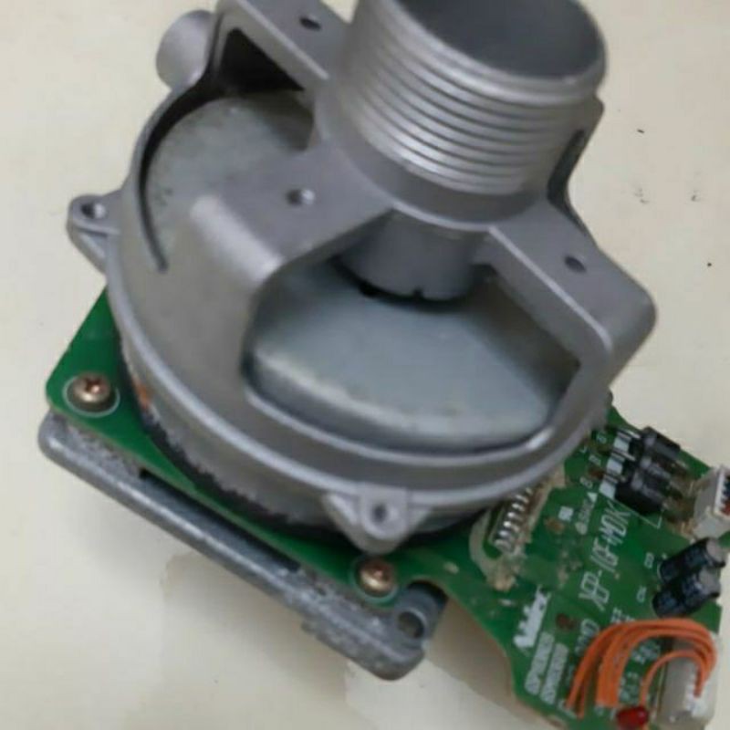Motor DC 12-24v trục 8mm brushless loại to