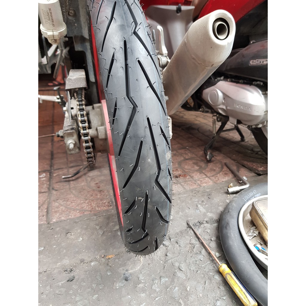 Cặp vỏ lốp xe Pirelli Rosso Sport cho xe số size từ 70 - 120/70-17, vỏ ko ruột - giá 1 cặp