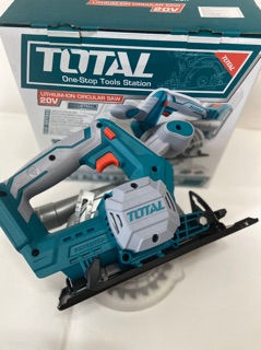 MÁY CƯA TOTAL TSLI1401