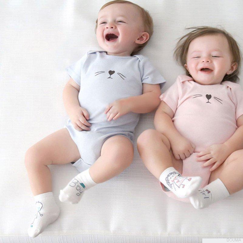 Vớ cotton họa tiết dễ thương xinh xắn cho bé