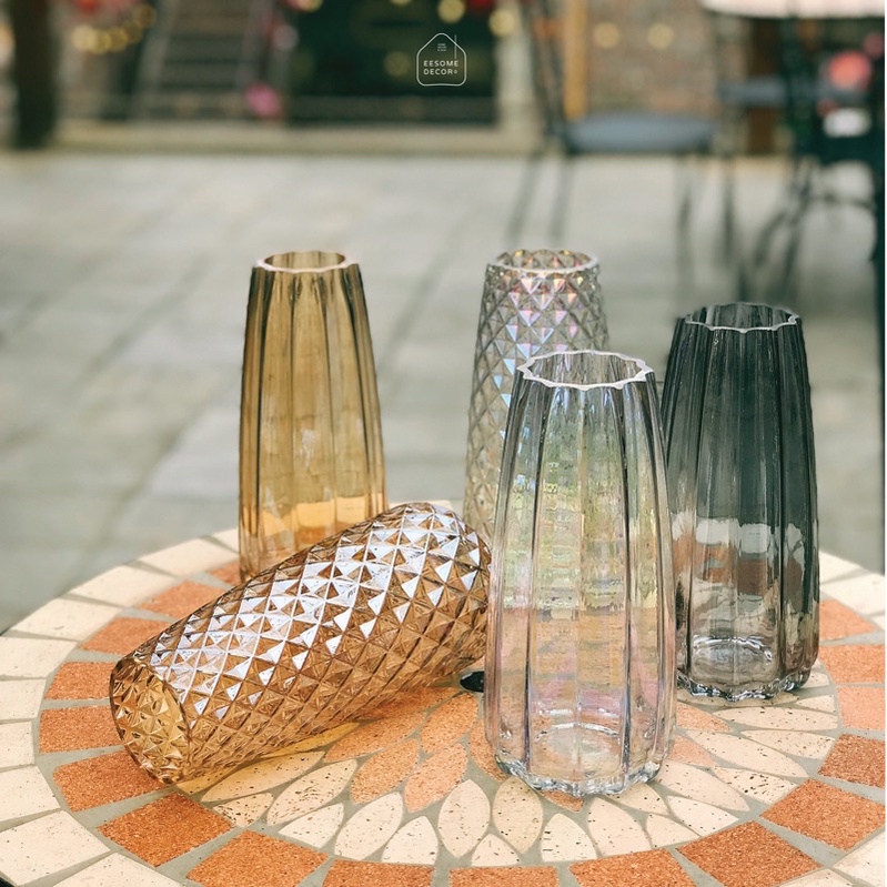Lọ hoa bình bông thuỷ tinh SUNSET GLOW dáng vát với hoạ tiết độc đáo trang trí phòng khách sang trọng