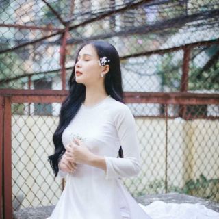 Áo dài trắng 4 tà học sinh