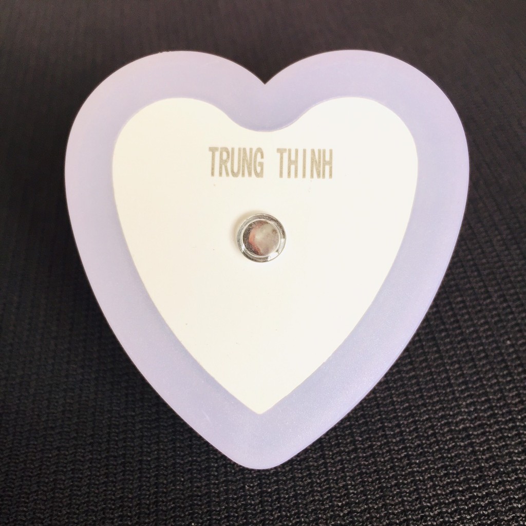 Đèn ngủ cảm ứng hình trái tim trắng - PTV