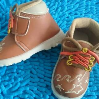 Giày BOOTS