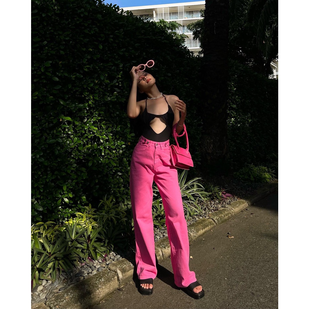 Quần jeans nữ suông dài, màu hồng, là min - STRAIGHT-LEG BUTTON JEANS - HOT PINK