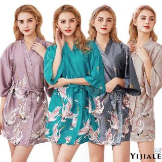 Áo choàng ngủ bằng lụa satin phối ren quyến rũ dành cho nữ
