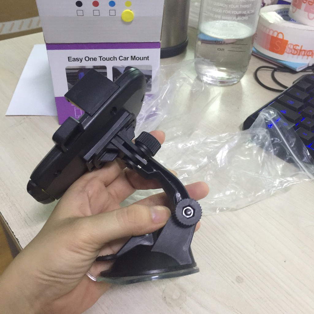 Giá đỡ điện thoại chuyên dụng trên xe hơi | BigBuy360 - bigbuy360.vn