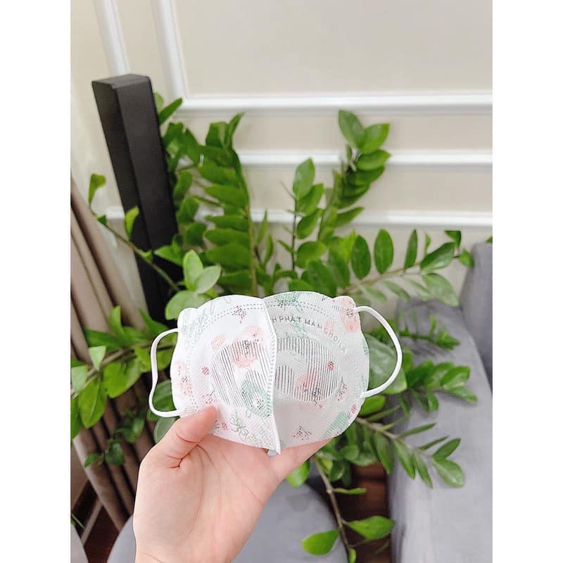 SÉT 50C KHẨU TRANG GẤU MẦM TRỒI LÁ - KHÁNG KHUẨN CHẮN GIỌT BẮN CHO BÉ 1-4 tuổi