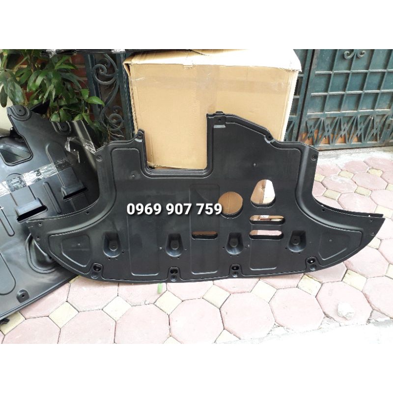 Chắn bùn gầm máy giữa Kia Cerato 2019 - 2020