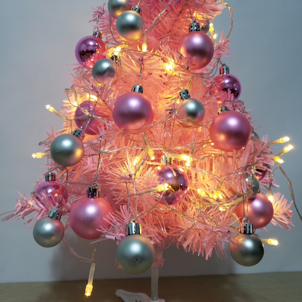 Cây Thông Noel 60CM Màu Hồng Trang Trí Dây Led Và Quả Châu Cực Đẹp