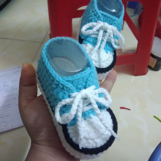Giày len handmade cho bé