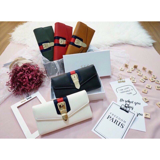 Ví chữ kẻ đỏ size 20 fullbox