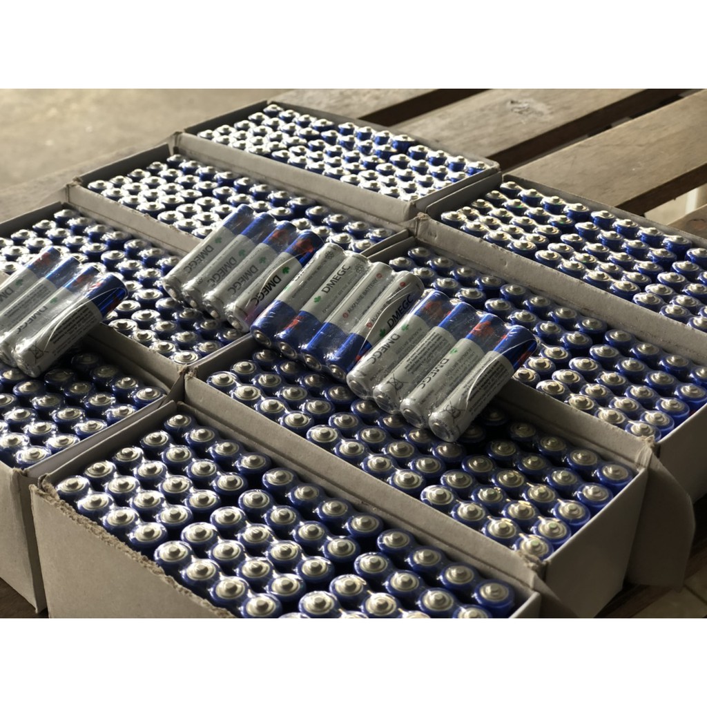 4 viên Pin AAA Alkaline DMEGC dung lượng cao 1.200mah