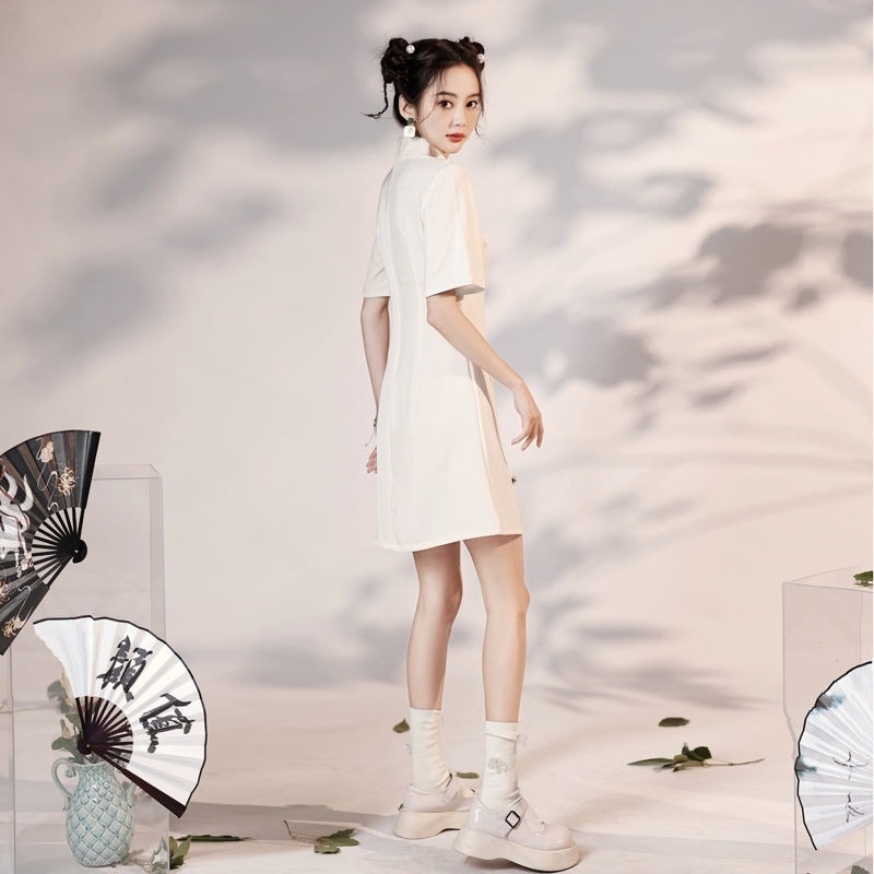 Sườn Xám Cách Tân Dáng Ngắn Thiết Kế Mới Màu Trắng Thời Trang Mùa Hè Cho Nữ