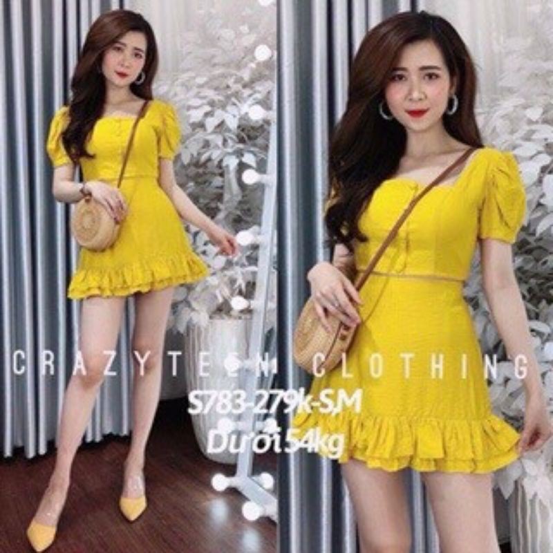Set áo croptop cổ vuông đính nút ngực và chân váy bèo