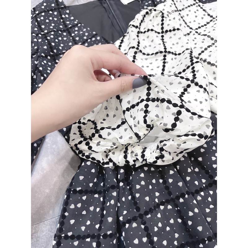 [Mã WASTMAY giảm 15% tối đa 30K đơn 150K] BÁN SỈ VÁY CỔ TIM TAY BỒNG VOAN HẠT 2M CHO NỮ | BigBuy360 - bigbuy360.vn