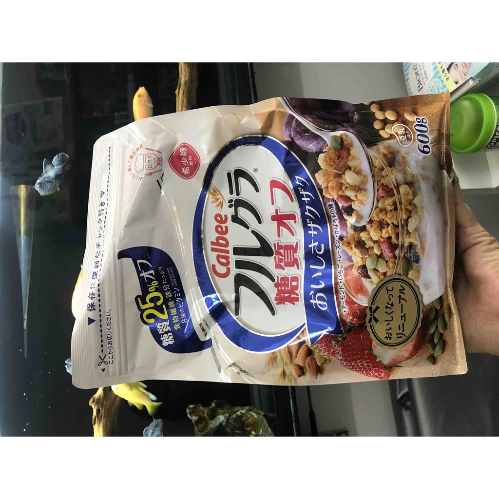 [Hỏa tốc HCM] Ngũ cốc calbee trắng - Nội địa Nhật Bản Date T11/2022