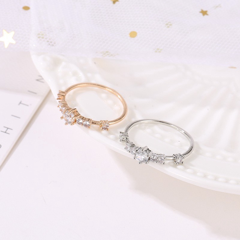 Nhẫn bằng hợp kim đính đá giả thời trang sang trọng