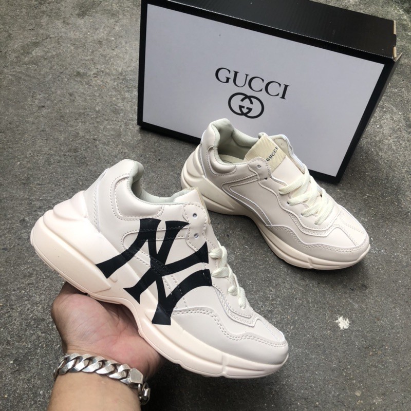 [Tặng hộp và dây giày+ tất thời trang , ảnh thật ] GIÀY THỂ THAO| kem trơn chữ nam nữ | BigBuy360 - bigbuy360.vn