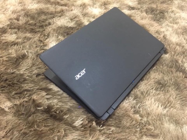 Laptop acer 15.6  i3-7100