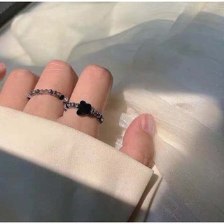 Set hai nhẫn acrylic màu đen