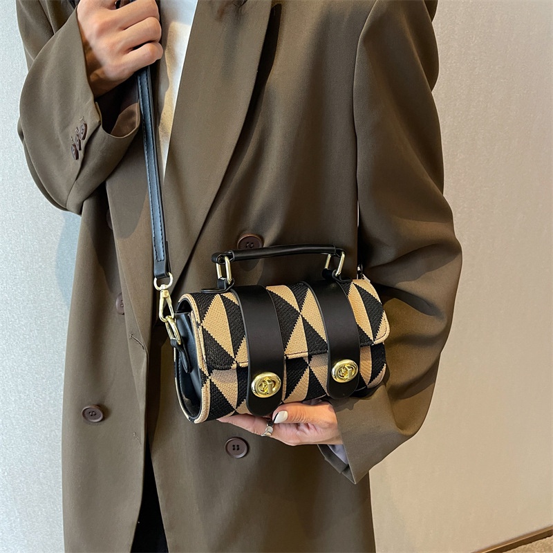 Túi Xách Đeo Vai Kiểu Dáng Hợp Thời Trang Cho Nữ