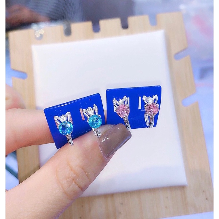 Khuyên tai đính đá hình thỏ cho bé