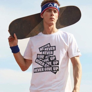 Ao thun nam tay ngắn in never never give up