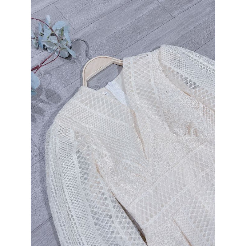 Váy Ren cổ V siêu xịn. | BigBuy360 - bigbuy360.vn