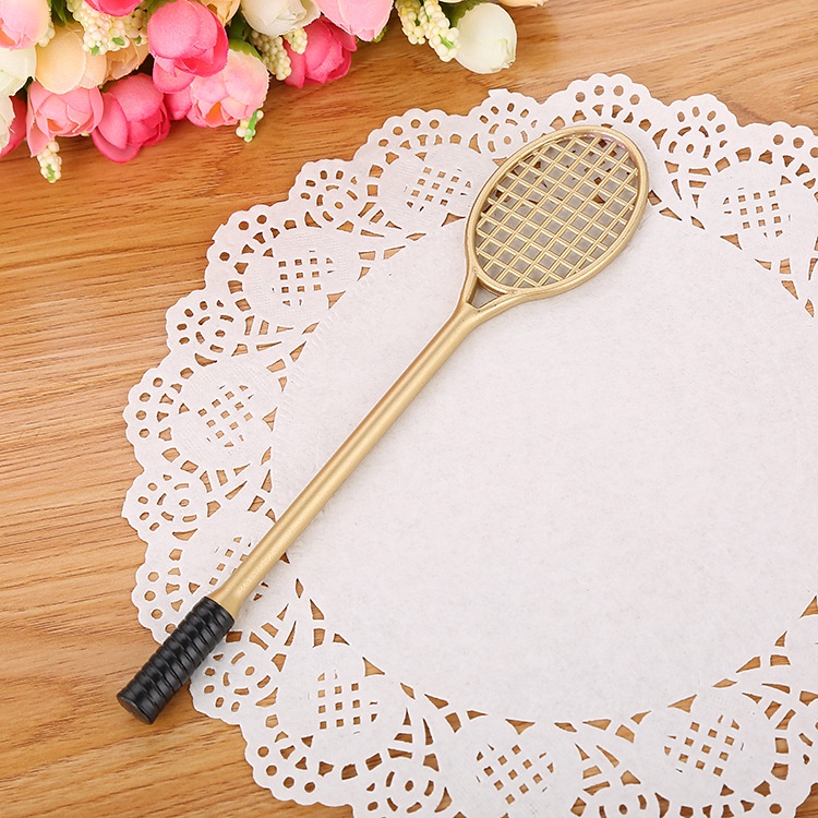 Bút Bi Nước Mực Đen Ngòi 0.5Mm