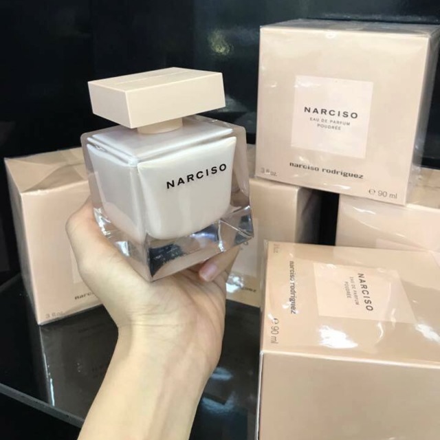 Nước hoa Narciso Poudre