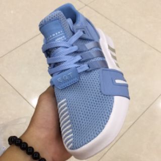 giày sneaker eqt xanh trắng