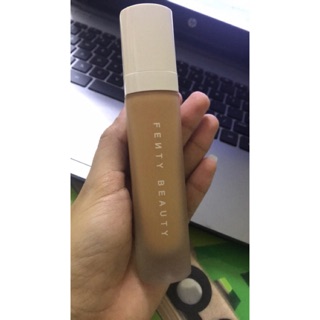 Kem nền Fenty Beauty - Lớp Nền Cực Mỏng - Che Phủ Cực Cao