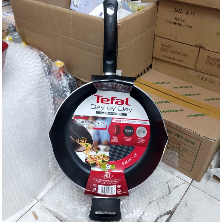 Tefal- dùng được bếp từ- chảo sâu lòng có quai Day By Day size 28cm G1436606, hàng chính hãng