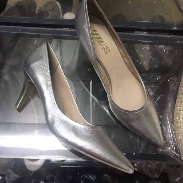 Giày Bigsize chỉ còn size 40