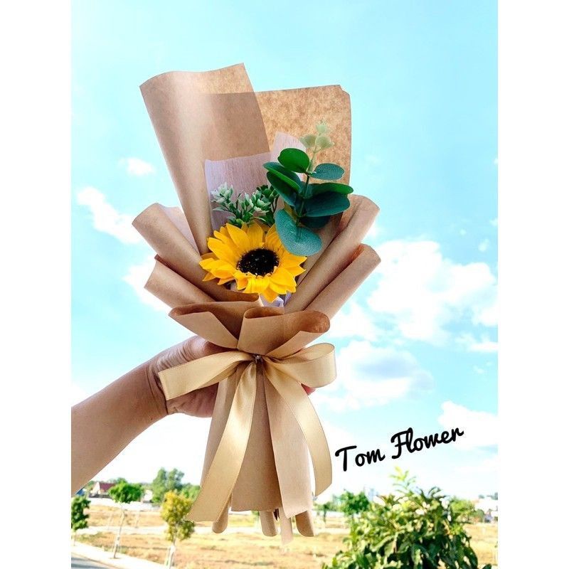 Hoa sáp 1 bông hoa hồng/ hoa hướng dương quà tặng sinh nhật, quà tặng 8/3, quà tặng 20/10, quà tặng 20/11....